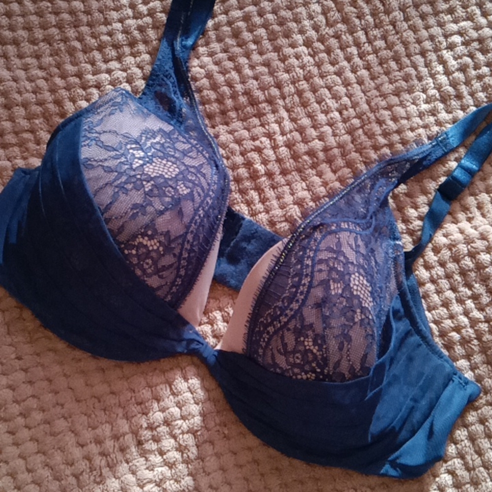 Cacique 42d push up bra